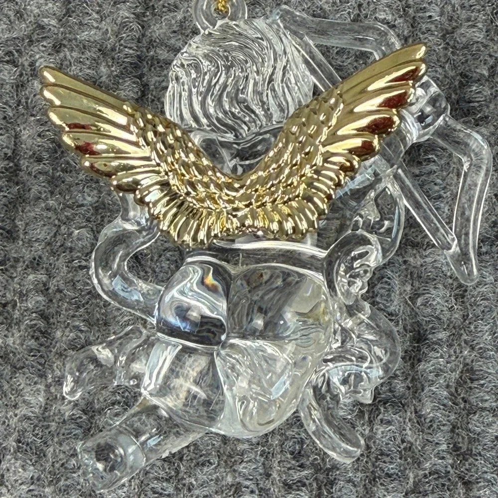 Source Unknown wings 12 musician